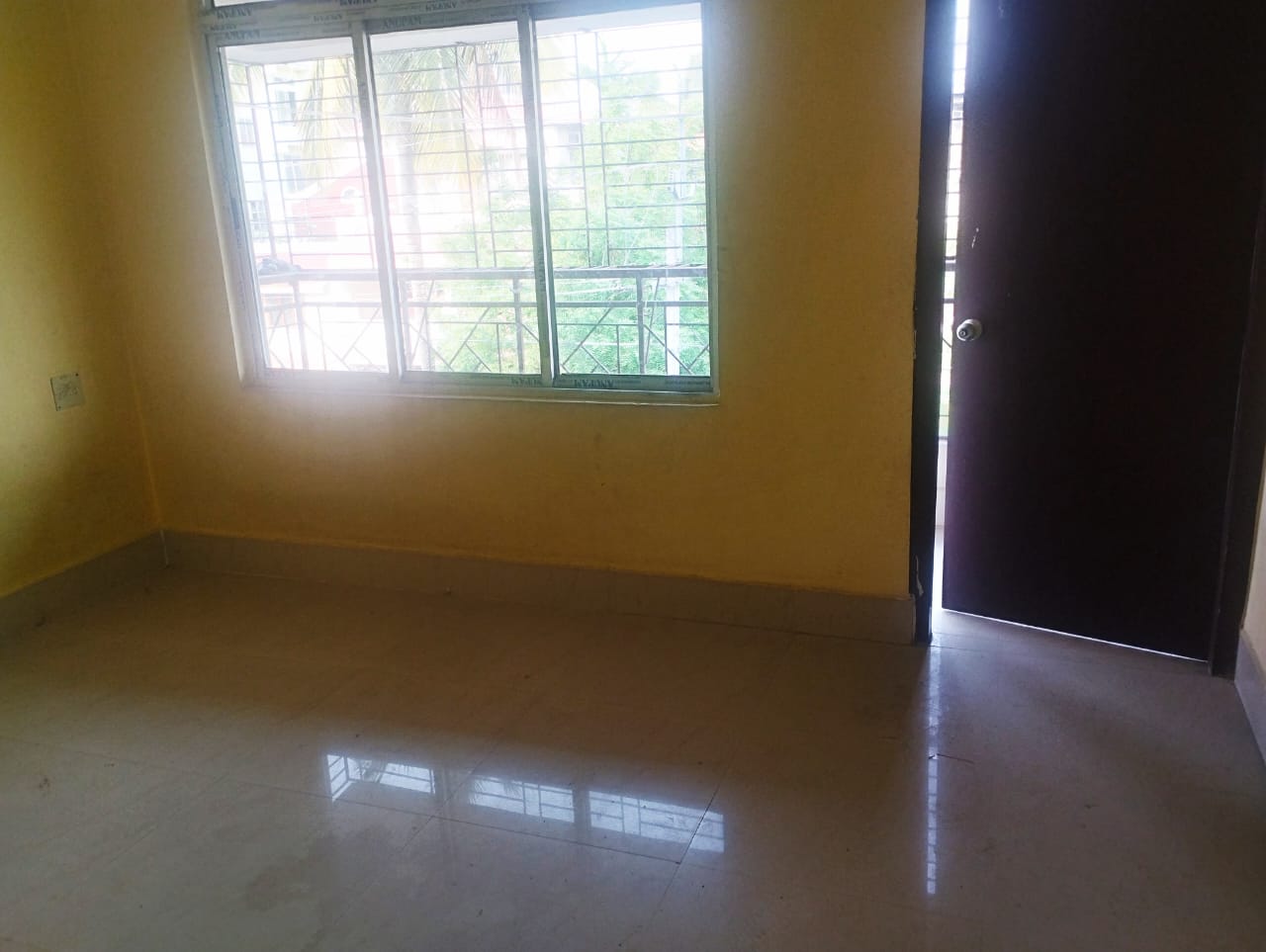 Unfurnished 3bhk in Guwahati Home, Udayan Path, Dwaraka Nagar, Bormotoria, Guwahati, Assam, India for Rent